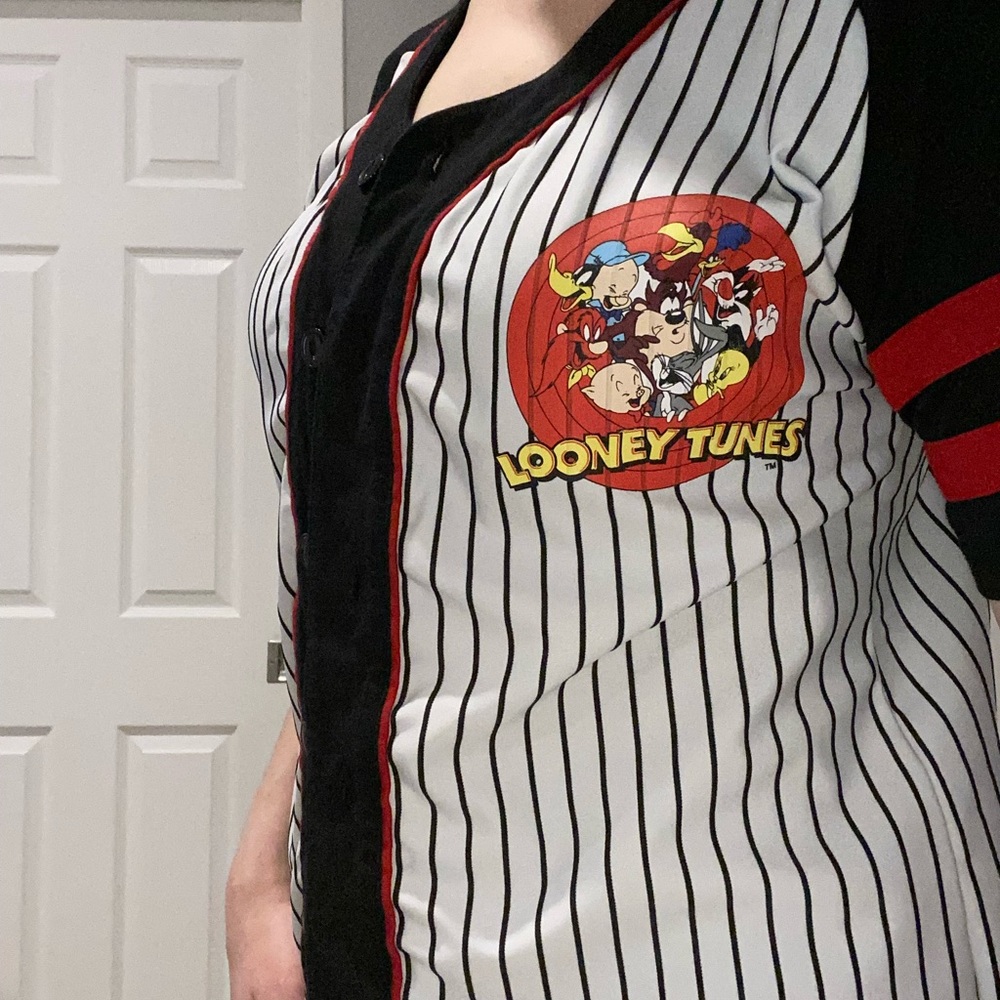 Looney Tunes Jersey